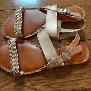 Woman’s Sandals